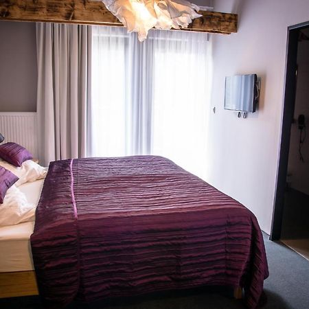 Hotel Restaurant Na Navsi Ricany  Экстерьер фото